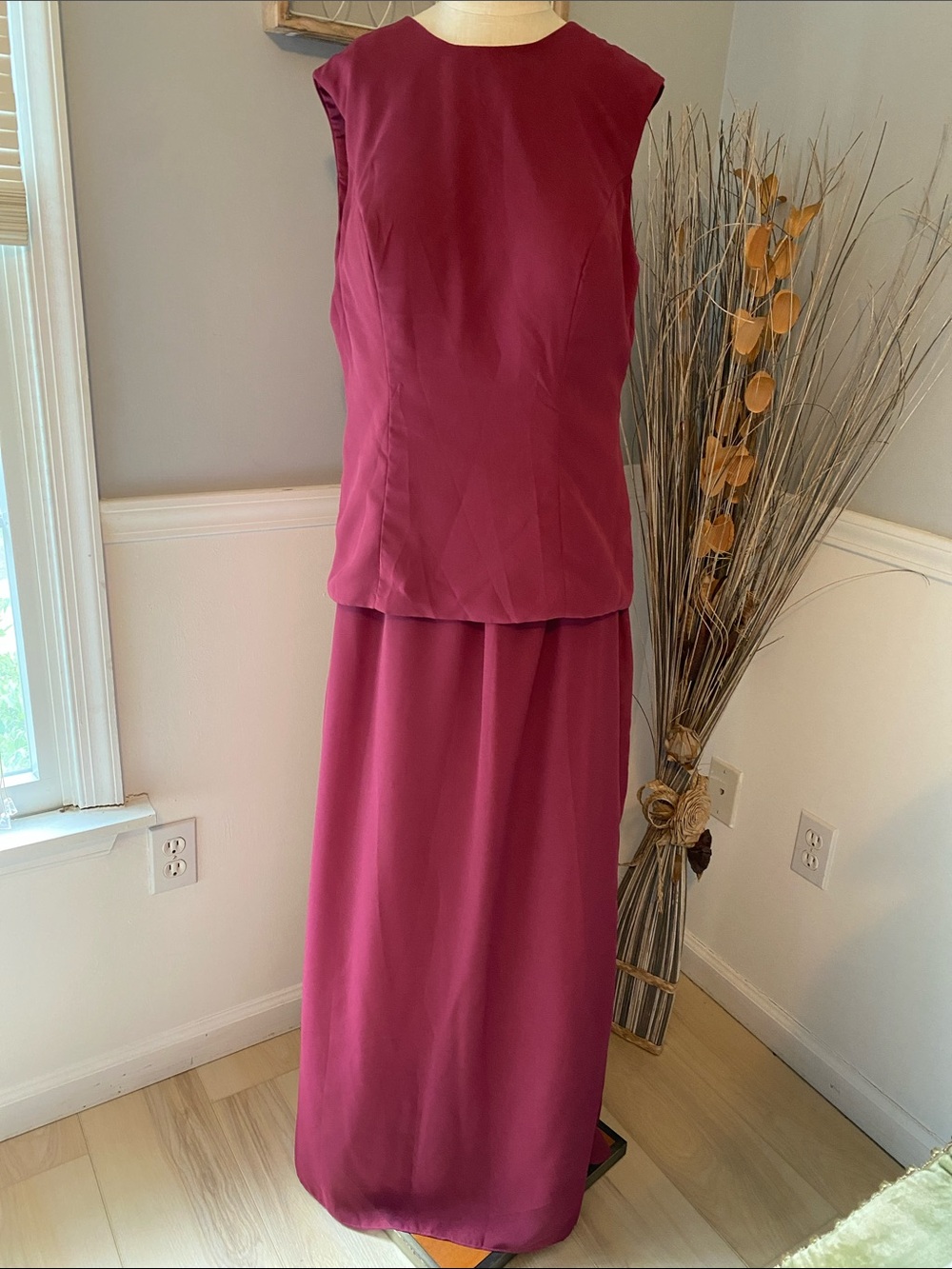 Windsor Sleeveless Maxi Skirt Set in Berry